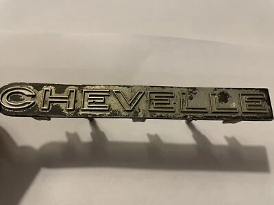 1971 1972 Chevy Chevrolet Chevelle Front Grille Emblem Nameplate Logo 328996 OEM Foto 1 de 4