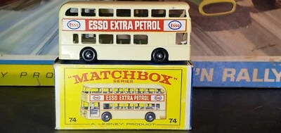 Lesney Matchbox 1966 #74 戴姆勒巴士 Esso 带盒 * 工厂错误 * + — 第 1/4 张图片