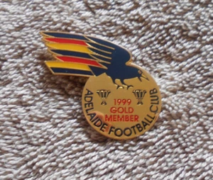 #D636.  GOLD MEMBER 1999  ADELAIDE CROWS AFL BADGE - Picture 1 of 2