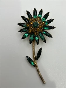 Unsigned Layered Rhinestone Daisy Flower Brooch Emerald Green Navettes Amber 3.2 - Picture 1 of 11