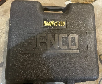 SENCO  ROOFPRO450 COIL PNEUMATIC ROOFING NAILER W/ CASE MANUAL TESTED - Image 1 of 2