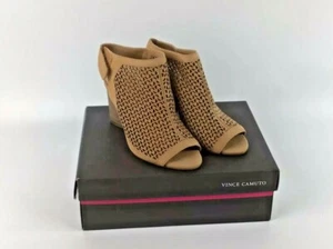 Vince Camuto - Destana Perforated Leather Sandals Nude Women's Size 7.5W - Picture 1 of 5