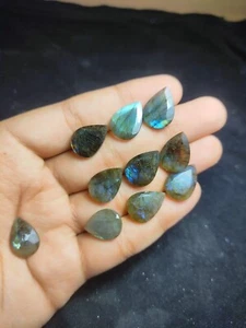 Labradorite Pears Cut Faceted Gemstone 18x13mm, Brilliant Blue-Green Flash - Picture 1 of 5