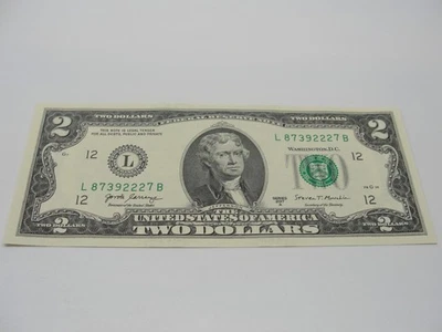 2017A TWO DOLLAR FEDERAL RESERVE NOTE WITH ERROR IN SERIAL NUMBER Z2643 - Image 1 of 4