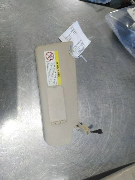 Passenger Sun Visor VIN E 8th Digit Includes City Fits 00-11 GOLF 122408 - Image 1 of 4