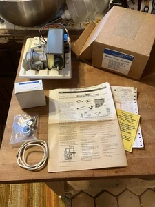 Sistema de encendido Johnson Controls Q15FAA-1 (712-017) G60RBK-2 válvula de gas Y75RJ-1 - Imagen 1 de 17