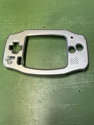 Placa frontal Gameboy Advance plateada Dream Gear Foto 1 de 3