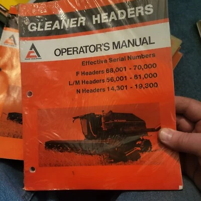 Gleaner F L M N headers operators Manual  - Image 1 of 2