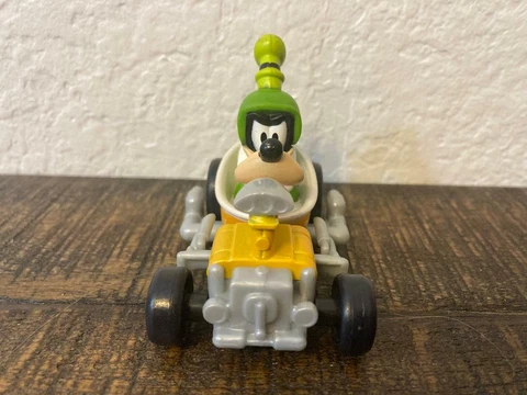 Disney Mickey and the Roadster Racers Die Cast Goofy’s Turbo Tubster Race Car Cover