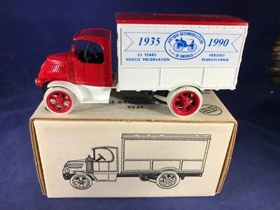 S-2 ERTL 1:38 SCALE DIE CAST BANK - 1926 MACK DELIVERY TRUCK - NIB -ANTIQUE AUTO - Image 1 of 4