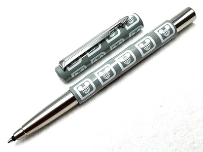VINTAGE NOS? c1989 PARKER VECTOR WALT DISNEY WORLD ADVERTISING ROLLERBALL PEN - Image 1 of 4