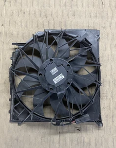 2008-2010 BMW E65 E66 OEM  Engine Cooling Fan 550i 650 750LI 67.32 6946638-03 - Picture 1 of 4