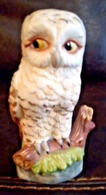 Figurine Snow Owl Bird Collectible  Adorable Ceramic Thanksgiving Vintage  - Image 1 of 4