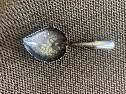BIRMINGHAM GEORGIAN SILVER TEA CADDY SPOON HEART BOWL C. 1813 by William Pugh Cover