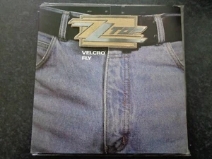 ZZ TOP 7" SINGLE OFFICIAL VELCRO FLY SPECIAL LTD SLEEVE NR MINT 1985 W8650S OOP - Picture 1 of 5