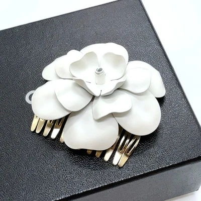 Logotipos marca Chanel CC COCO 09A pinza de pelo camelia blanca vintage auténtica JAPÓN Foto 1 de 4