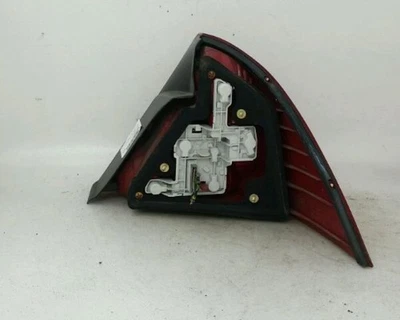 Fanale posteriore principale sinistro (luci) FORD MONDEO 2 1371859 - Immagine 1 di 4