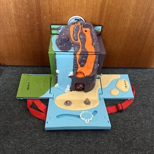 Pokémon Fold Up Carry Case Volcano Play set Incomplete 2021 - Picture 1 of 17
