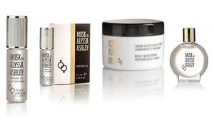 Alyssa Ashley Musk Perfume Oil Selection 15ml - Alyssa Ashley Body Lotion 250 ml - Picture 1 of 17