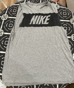 The Nike Tee Stripe Tank Top Herren L Large Grau Gray Swoosh 596237 063 Text Logo - Bild 1 von 3