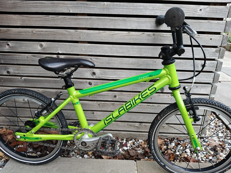 Islabikes Cnoc 16 Green - Image 1 of 4