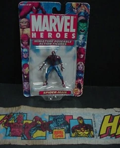 Poseable Spider-Man Action Figure Miniature Marvel Heroes Crepe paper Streamer - Picture 1 of 24