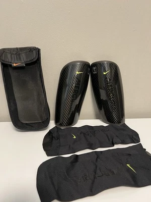 Espinilleras de fibra de carbono Nike Mercurial Blade talla: L Foto 1 de 4