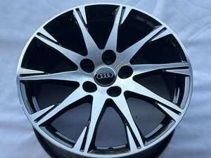 4XORIGINAL 17 AUDI A4 8W0601025C 7,5X17 ET 38 - Imagen 1 de 10