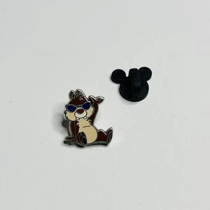 Disney Chip And Dale Genial Gafas de sol Personaje Recostado WDW Prendedor de refuerzo 2012 - Imagen 1 de 2
