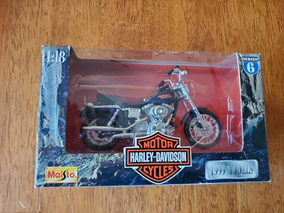 Maisto 1:18 Harley-Davidson FXDL Dyna Low Rider '88 doble cámara 1999 serie 6 Foto 1 de 4