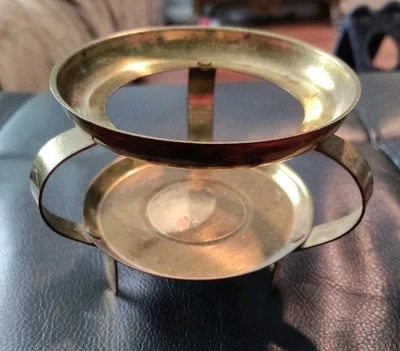 Solo soporte para plato de frotamiento redondo pequeño.  Foto 1 de 3