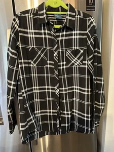 Harry Potter x Hot Topic Exclusive Hogwarts Women's Black Plaid Flannel; Size M - Picture 1 of 5