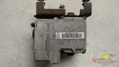 Bomba de freno antibloqueo ABS 2001 GMC Yukon Denali XL 1500 Foto 1 de 4