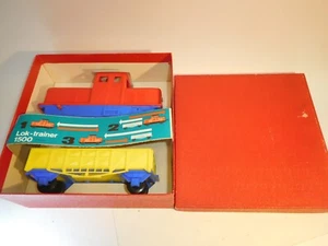 ++ G1979 Lok-trainer 1500 Plastik Schiebebahn Rangier-Diesellok Güterwagen DGM - Picture 1 of 8