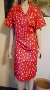NWOT Vintage GLAMAX Red & Floral Zip-Up House Dress with Fabric Belt 22 1/2 - Picture 1 of 12