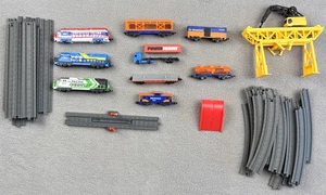 Jakks Pacific Power Trains LOT Locomotives Cars Track Pieces Crane & More - Picture 1 of 9