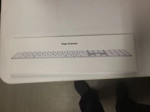 Apple Magic Wireless Keyboard with Numeric Keypad (US English) A1843 MQ052LL/A - Afbeelding 1 van 7