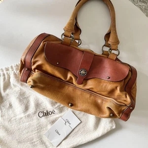 Bolso Boston de cuero Chloe - Imagen 1 de 8