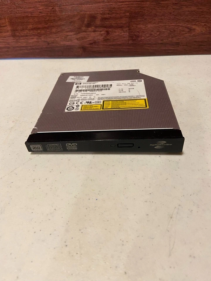 GSA-T20L Super Multi DVD+/-RW LightScribe IDE Drive HP 44005-001 / 432973-001 - Image 1 of 4