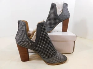 Report Raider Cut Out Peep Toe Back Zip Ankle Bootie Boots sz 6.5 M Grey - Picture 1 of 5