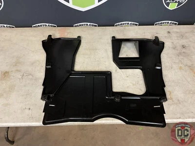 Cubierta inferior de la carrocería Porsche 911 993 Tiptronic 1994-1998 99333108102 120550 Foto 1 de 4