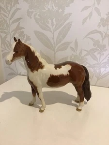 Beswick Skewbald Pinto Pony 1373 - Brown & Cream - Picture 1 of 8