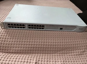 Commutateur 3Com Superstack 3 3300 TM - 1698-610-011-1.00 3C16986A 24 PORTS. - Photo 1/8