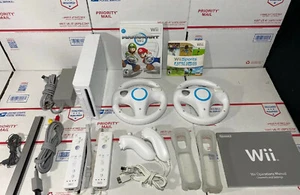 Nintendo Wii Bundle + Mario Kart + Räder + Wii Sports - TOP - AM NÄCHSTEN TAG - GARANTIE - Bild 1 von 8