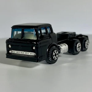 Yatming Black Semi Truck ~ 1/87 Diecast  - Picture 1 of 10