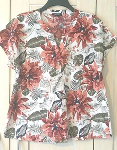 Linen/Cotton Mix, Tropical Flower Pattern Top, Size 18 - Picture 1 of 3