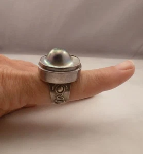 ANCIENT ECHOES HUGE MABE PEARL STERLING RING. - Picture 1 of 6
