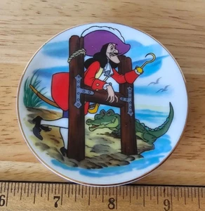 DISNEY'S Alphabet Collection PLATE 3 1/4" Diameter "H"  Hook - Picture 1 of 2