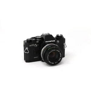 Olympus OM-10 Manual Camera with Zuiko 50mm f/1.8 OM Lens in Black - Picture 1 of 5