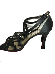Caparros Damenschuhe schwarz Seide Jackpot Absatz Größe 10 neu im Karton sexy Blatt-Design - Bild 1 von 9